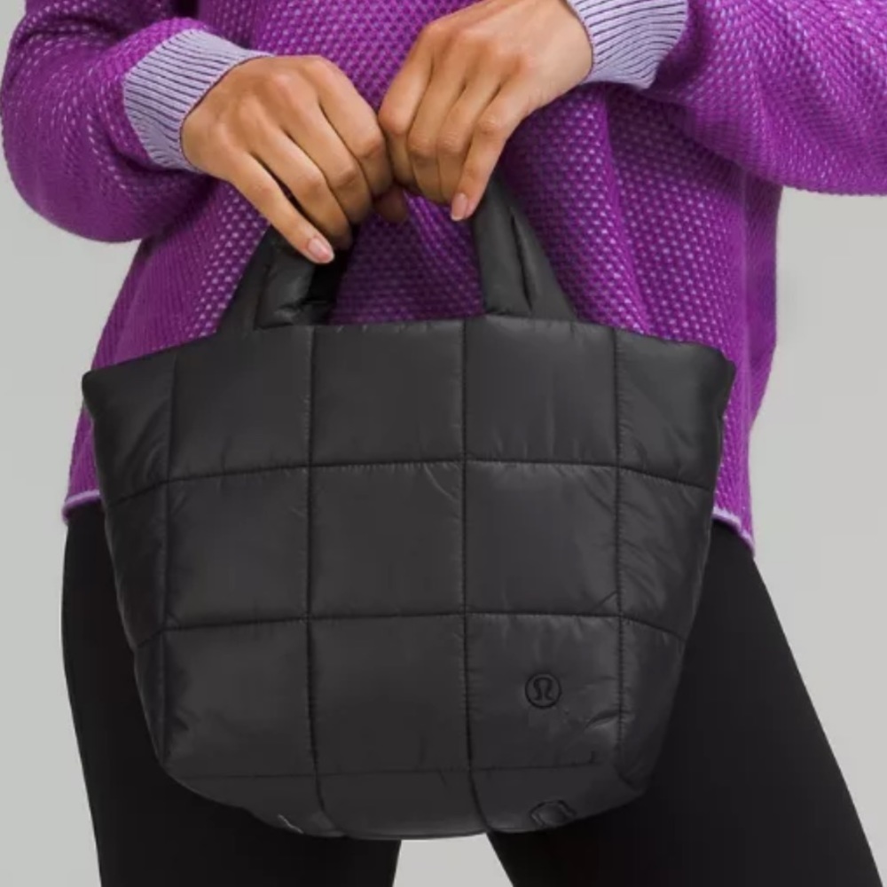 Lululemon Quilted Grid Crossbody 5L